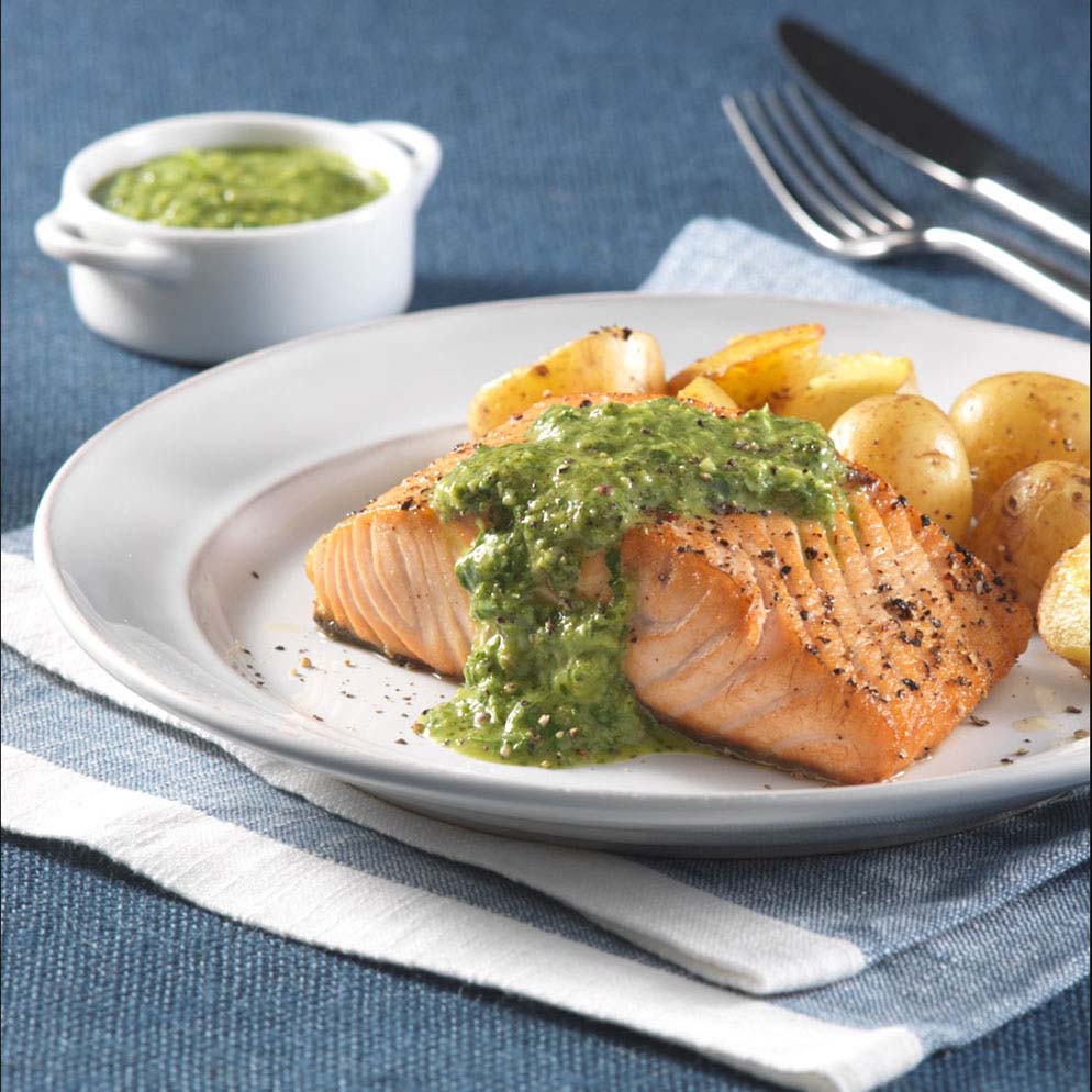  Recette avec ReaLemon Infusions de saveurs - Ail : Trempette salsa verde citronnée sur saumon grillé 